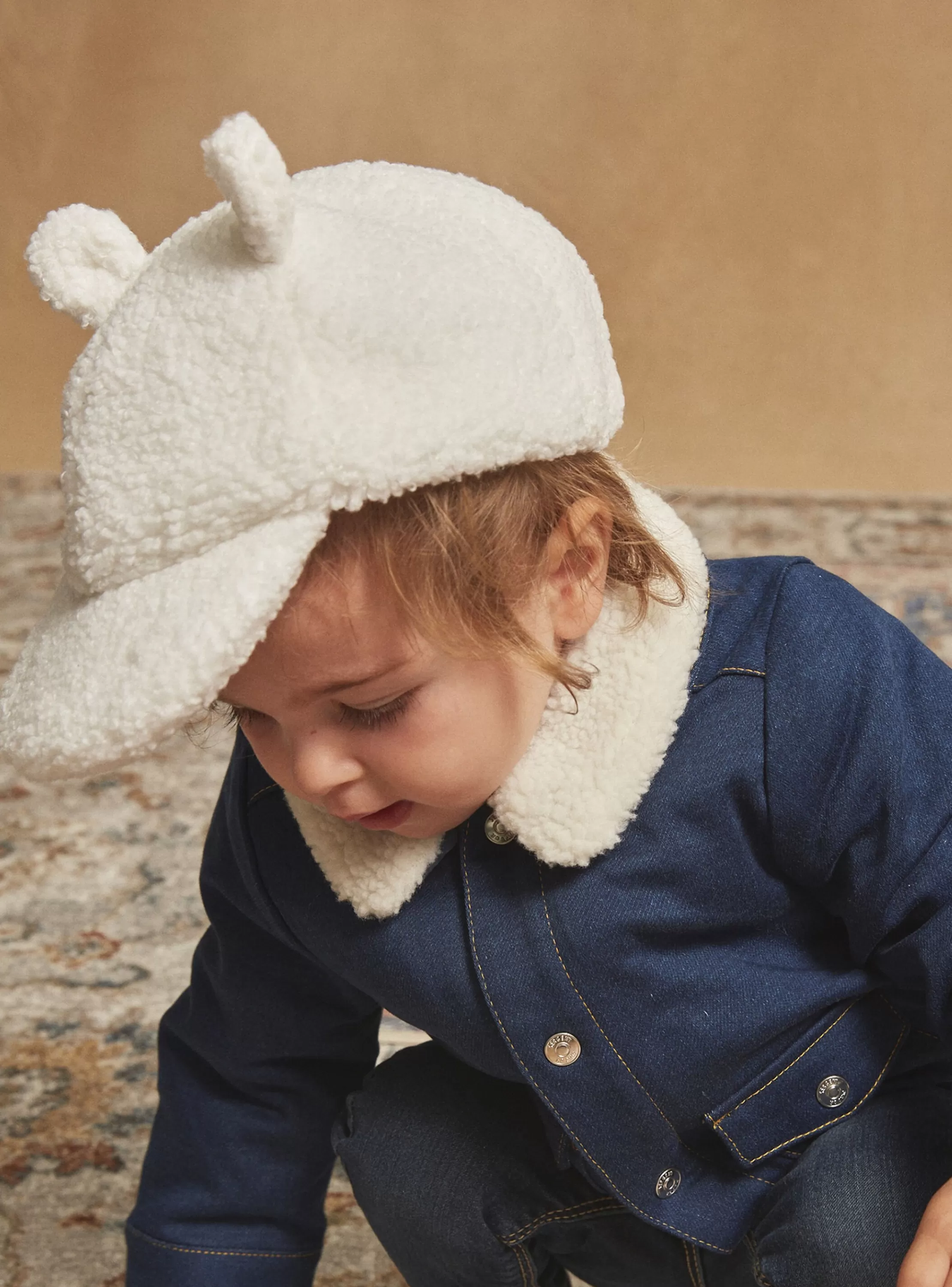 Store Sergent Major Casquette écrue en fourrure synthétique