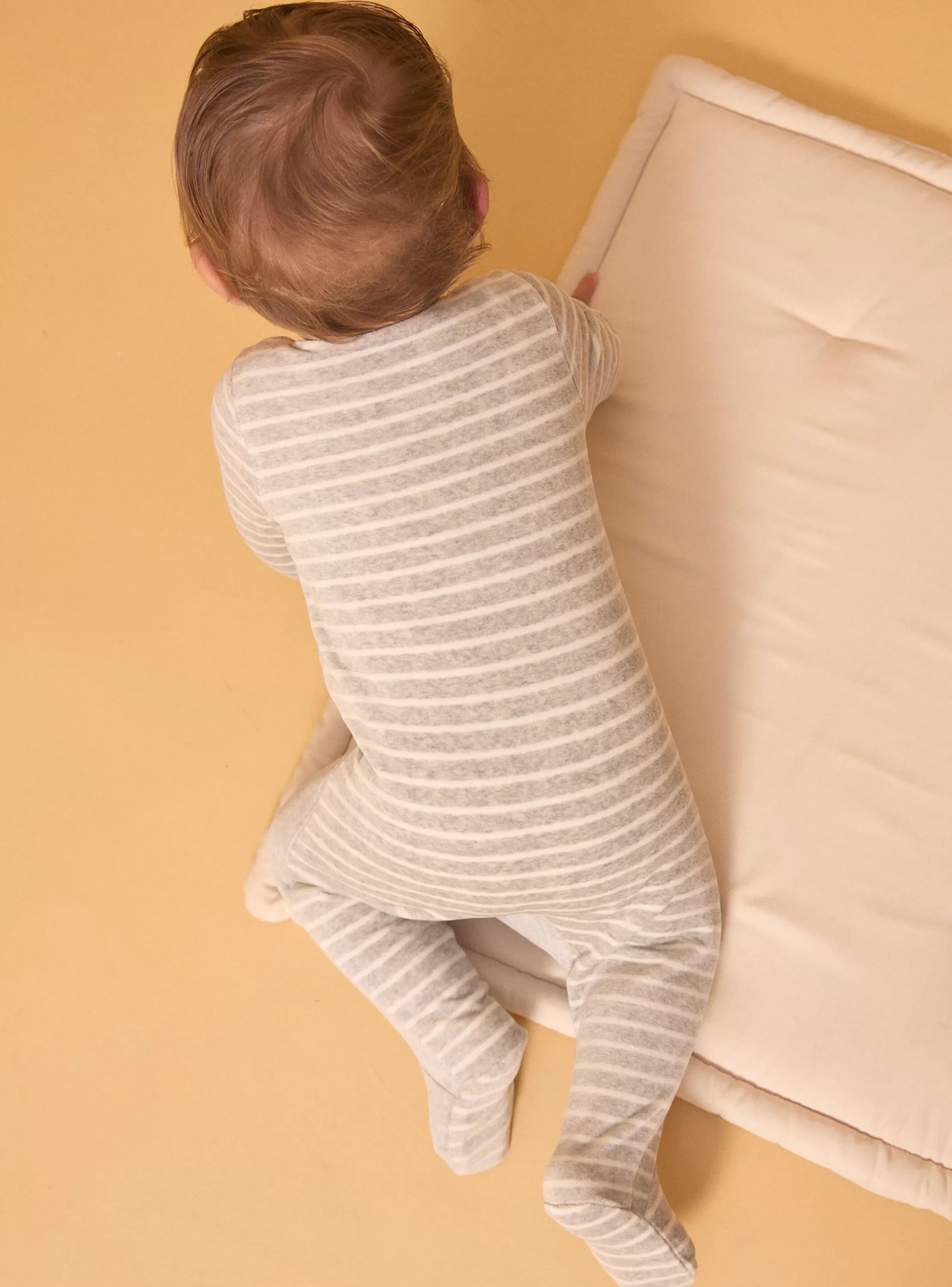 Best Sale Sergent Major Dors-bien ludique en velours