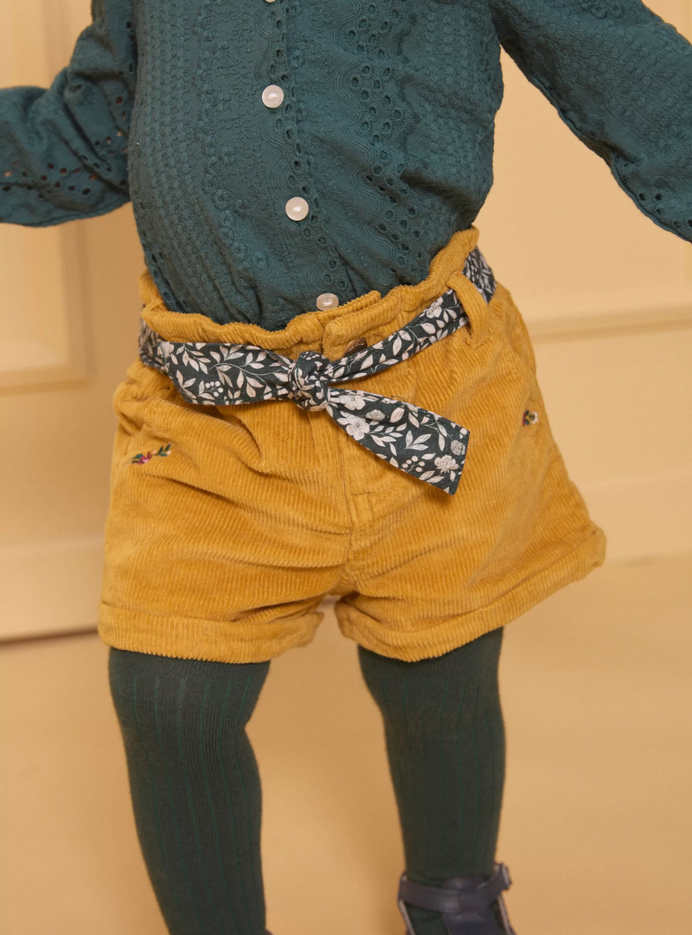 Store Sergent Major Short Jaune