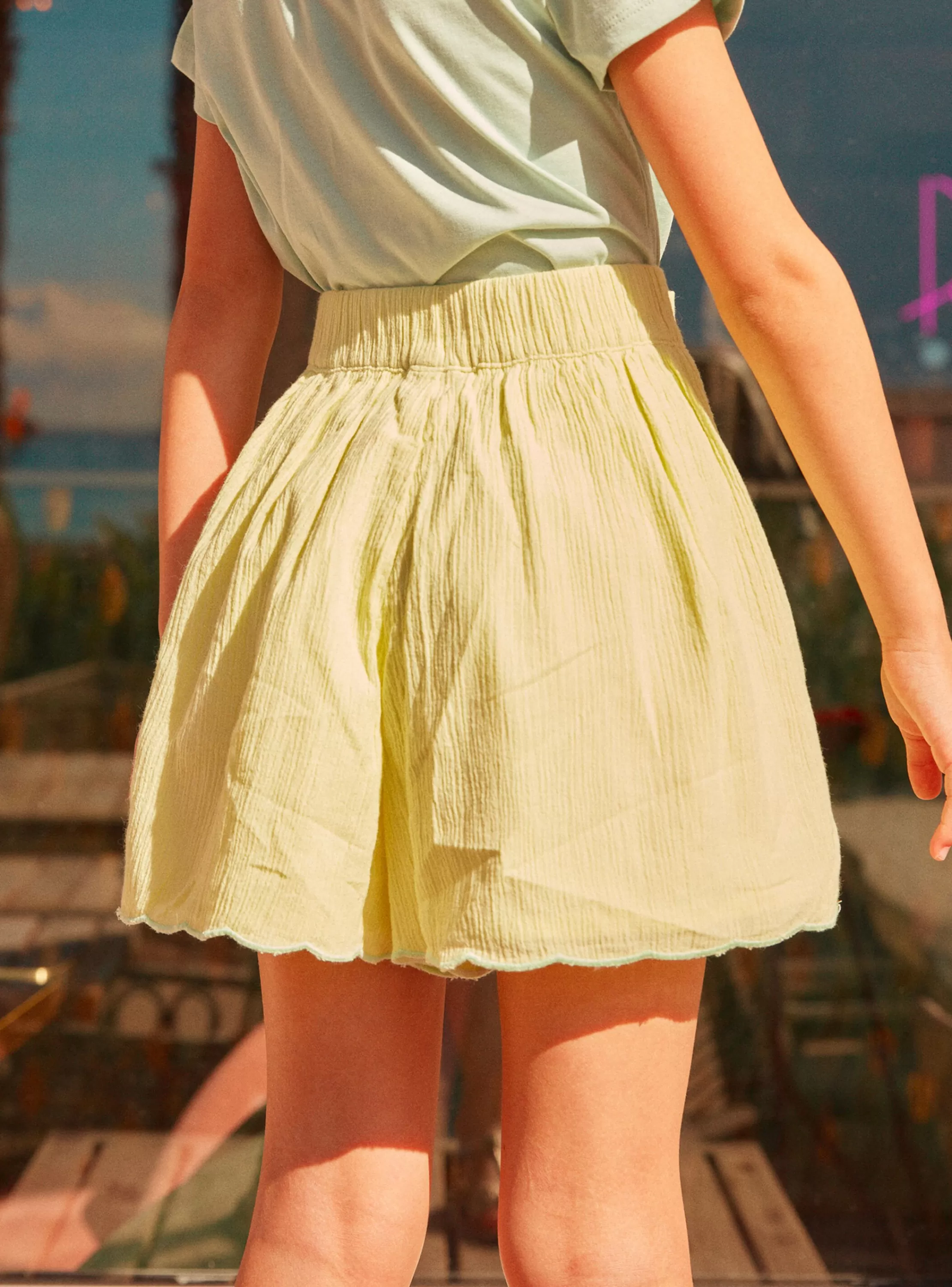 Fashion Sergent Major Short Jaune à Broderies Jaune Pâle