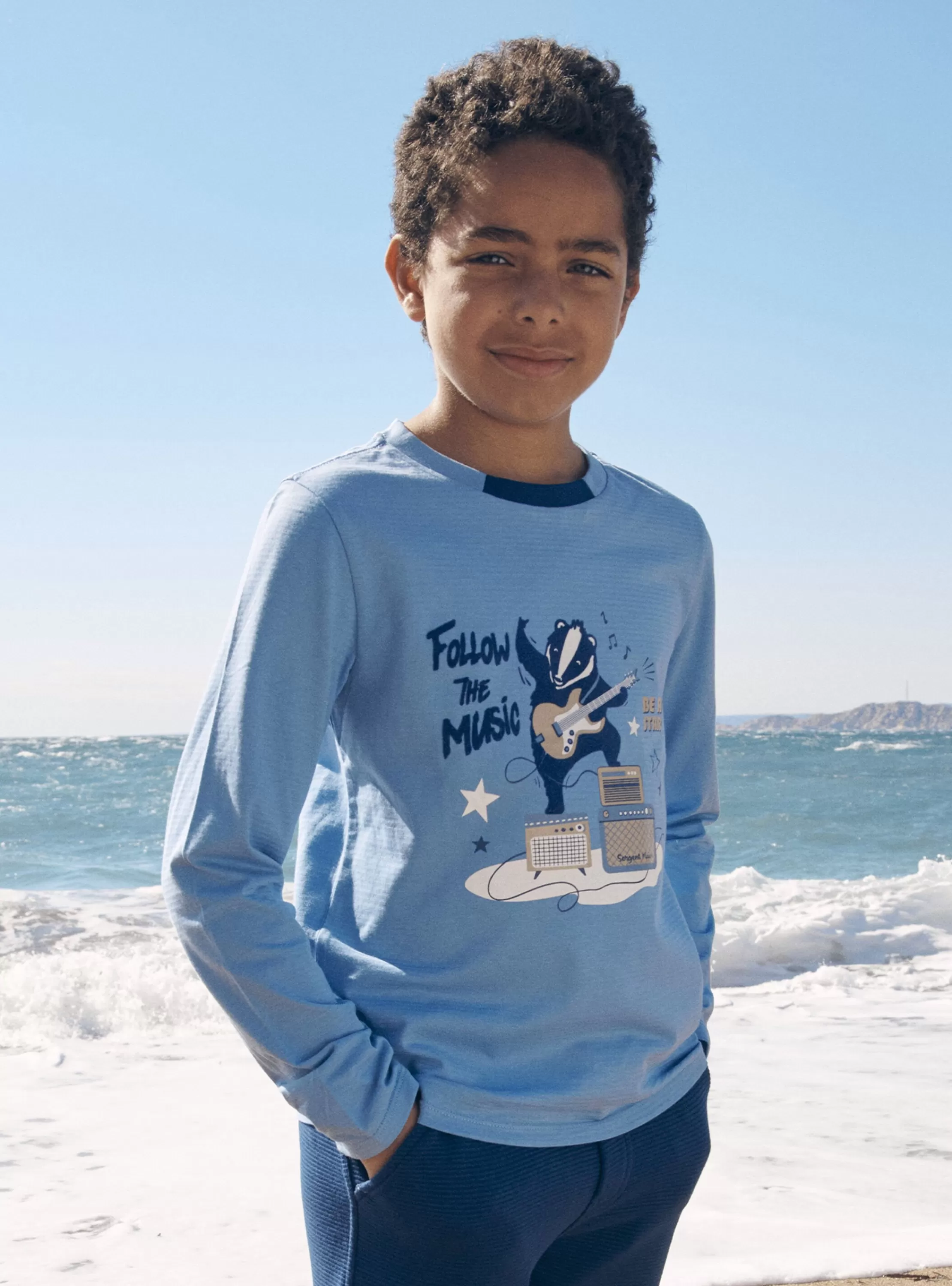 Cheap Sergent Major T-shirt bleu ciel en jersey à motif blaireau guitariste