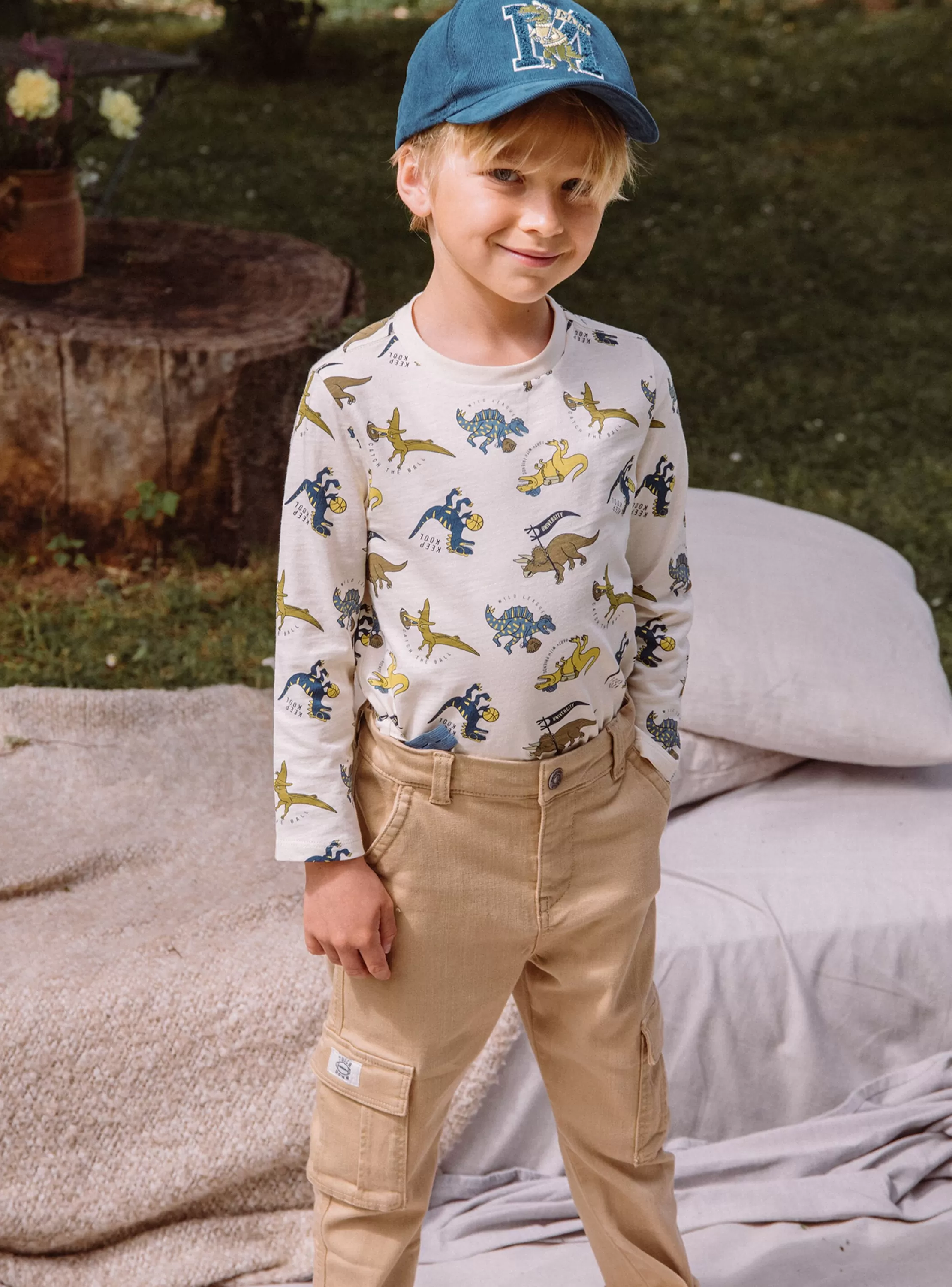 Clearance Sergent Major T-shirt écru à imprimé dinosaures